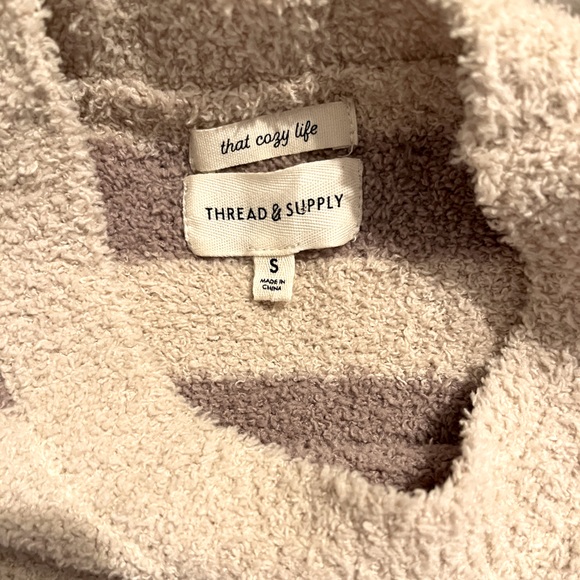 Thread & Supply Dolores Sweater size S - Picture 3 of 6